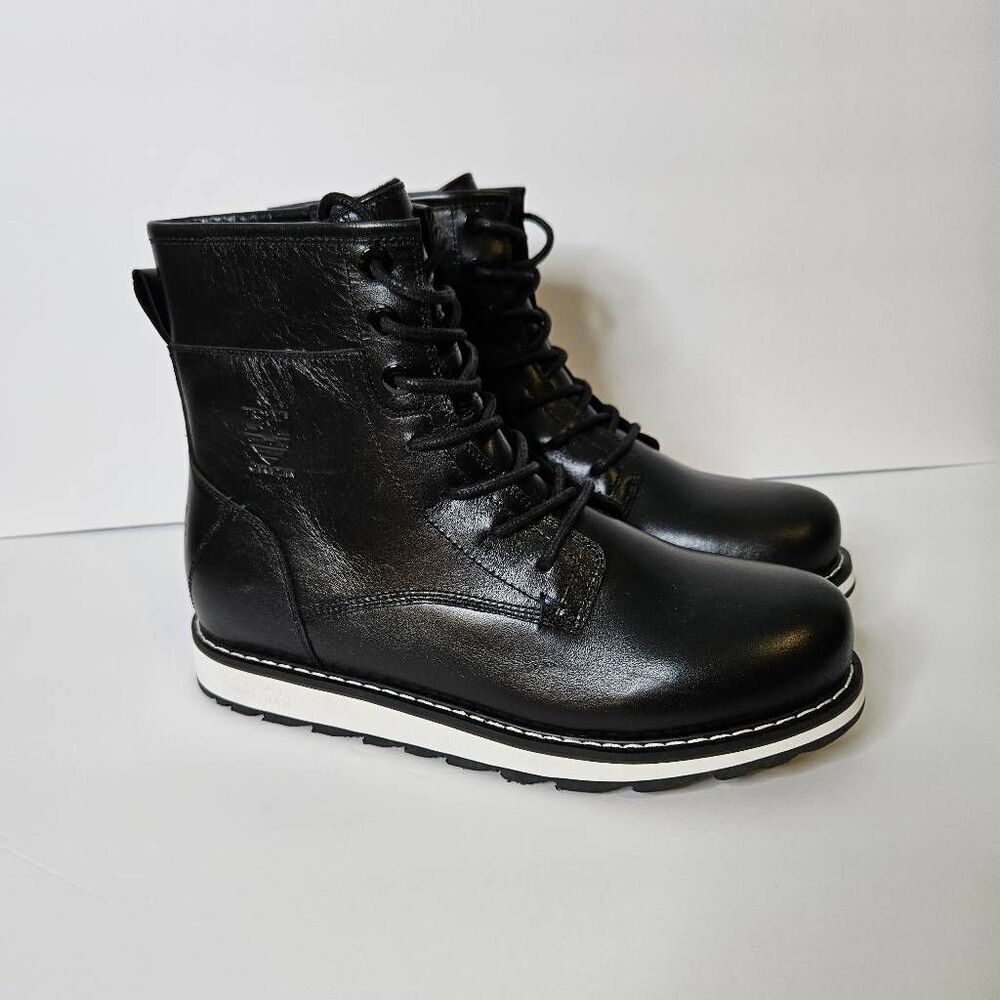 Royal Canadian men's black leather boots. Size 9. NWOB